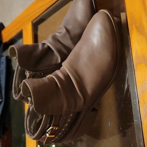💚💚 SO Women’s Brown Booties (size 7.5) NWOT